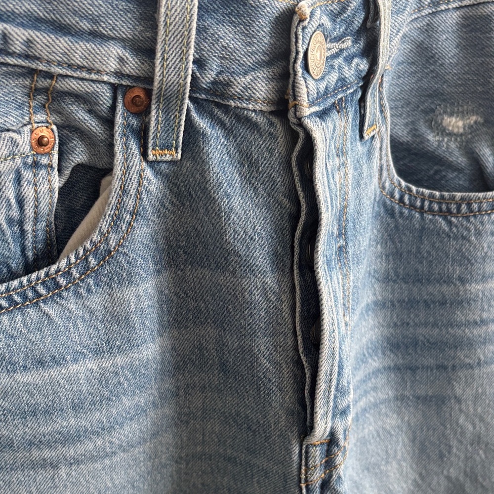 Levi's Light Blue Ripped Jeans - Picture 9 of 12